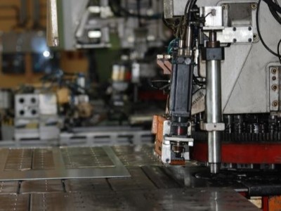 深圳鈑金加工廠常用的3種材料：合金銅、鋼、鋁